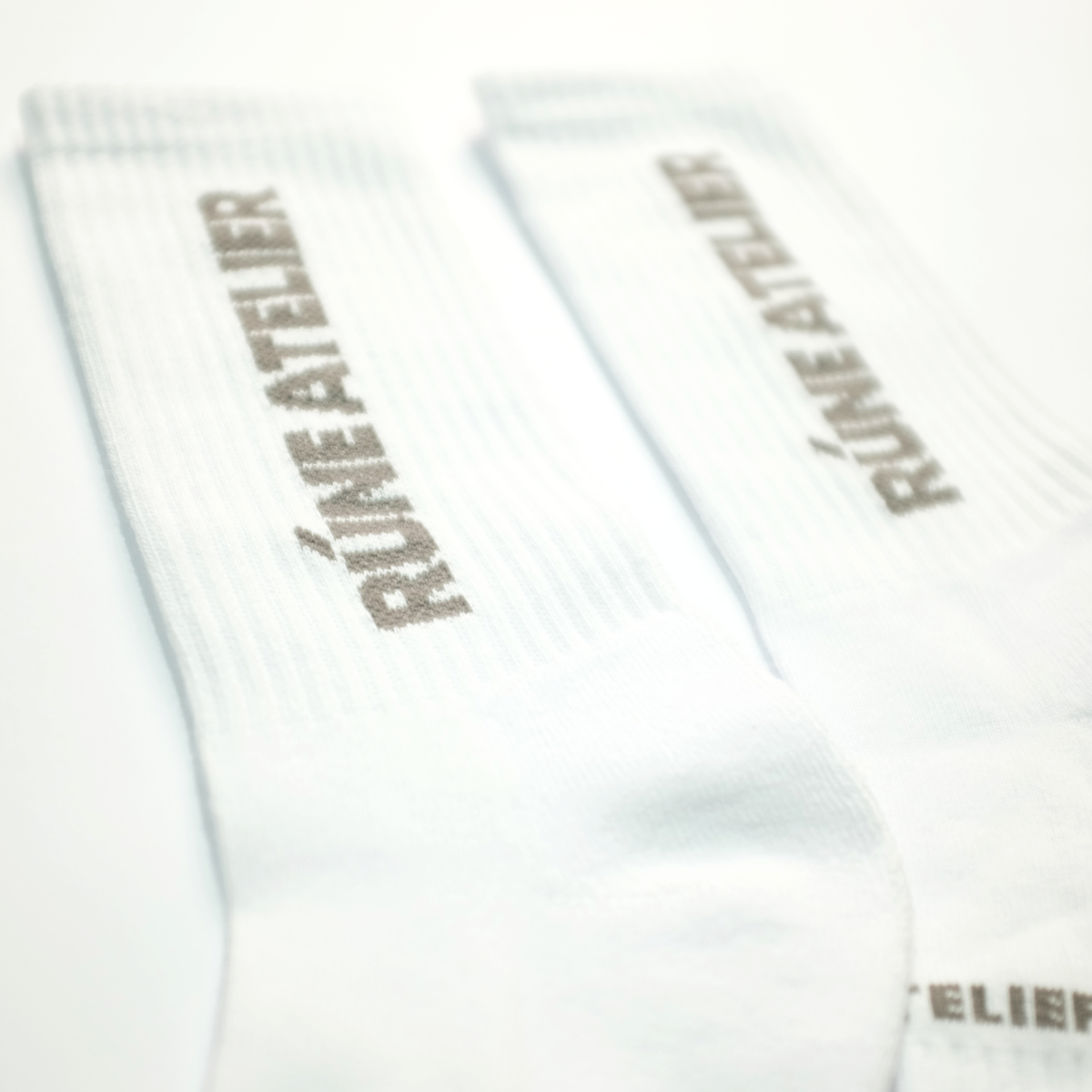 Fairway Crew Socks - White
